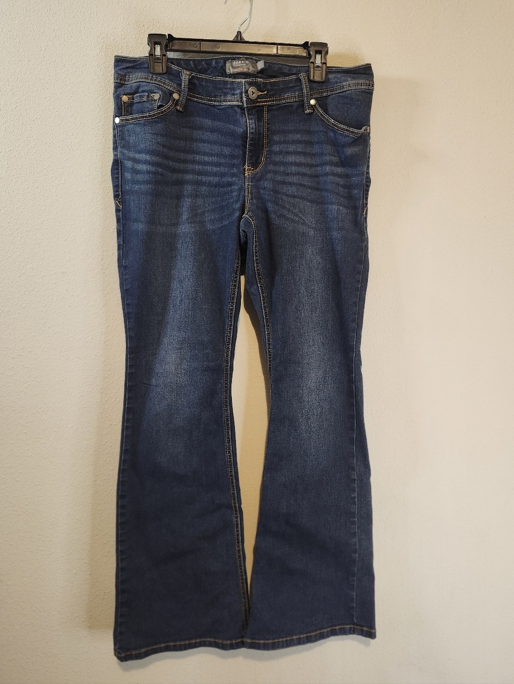 Torrid Denim Slim Luxe Bootcut Jeans Size 12 Regular Hippy Boho Chic Casual Wear - Picture 2 of 8